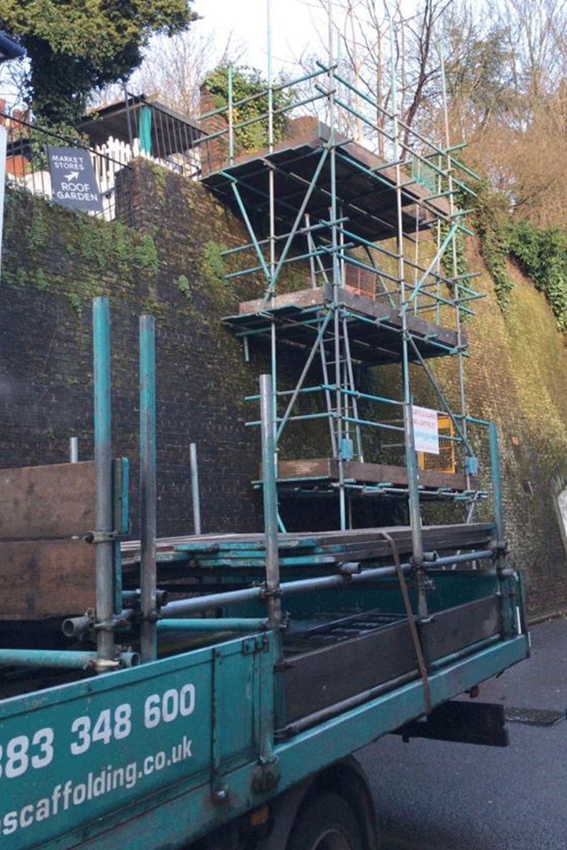 L&A Scaffolding Surrey London